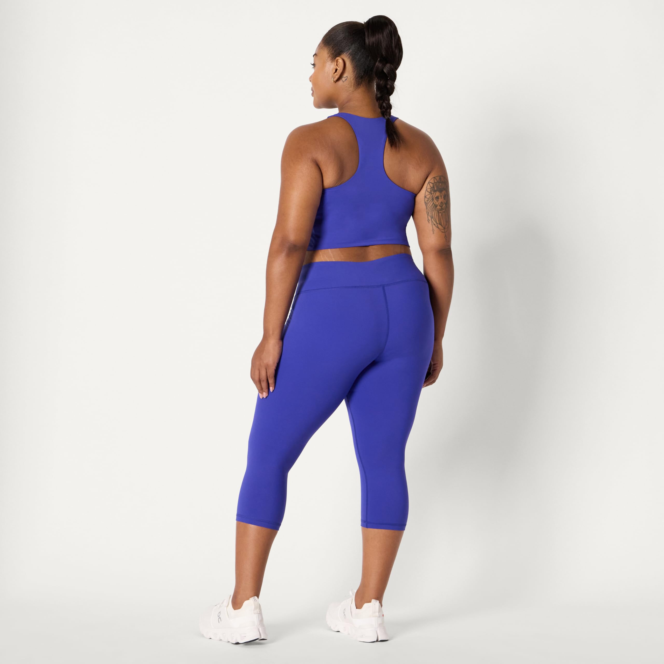 Women's Essentials  Active Total Train Mid-Rise 19" (48cm) Inseam Capri Gym Workout Leggings, Royal Blue, XS